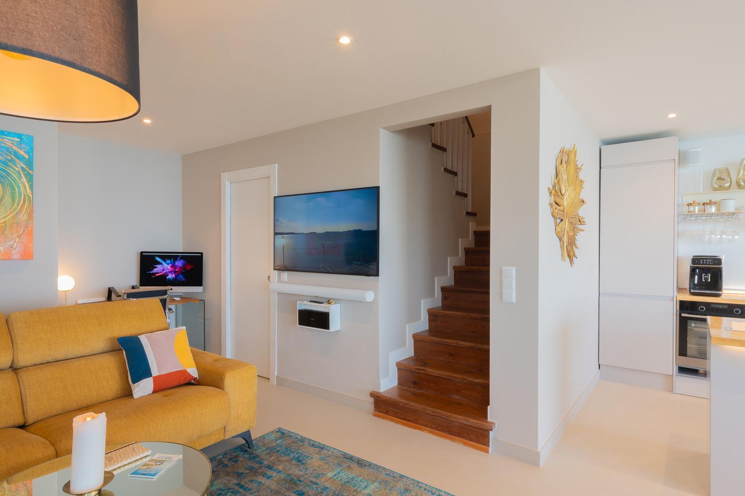 Private 250Sqm Garden Duplex, Jacuzzi, Cinema, Sea View Escape Apartment Torremolinos Exterior photo
