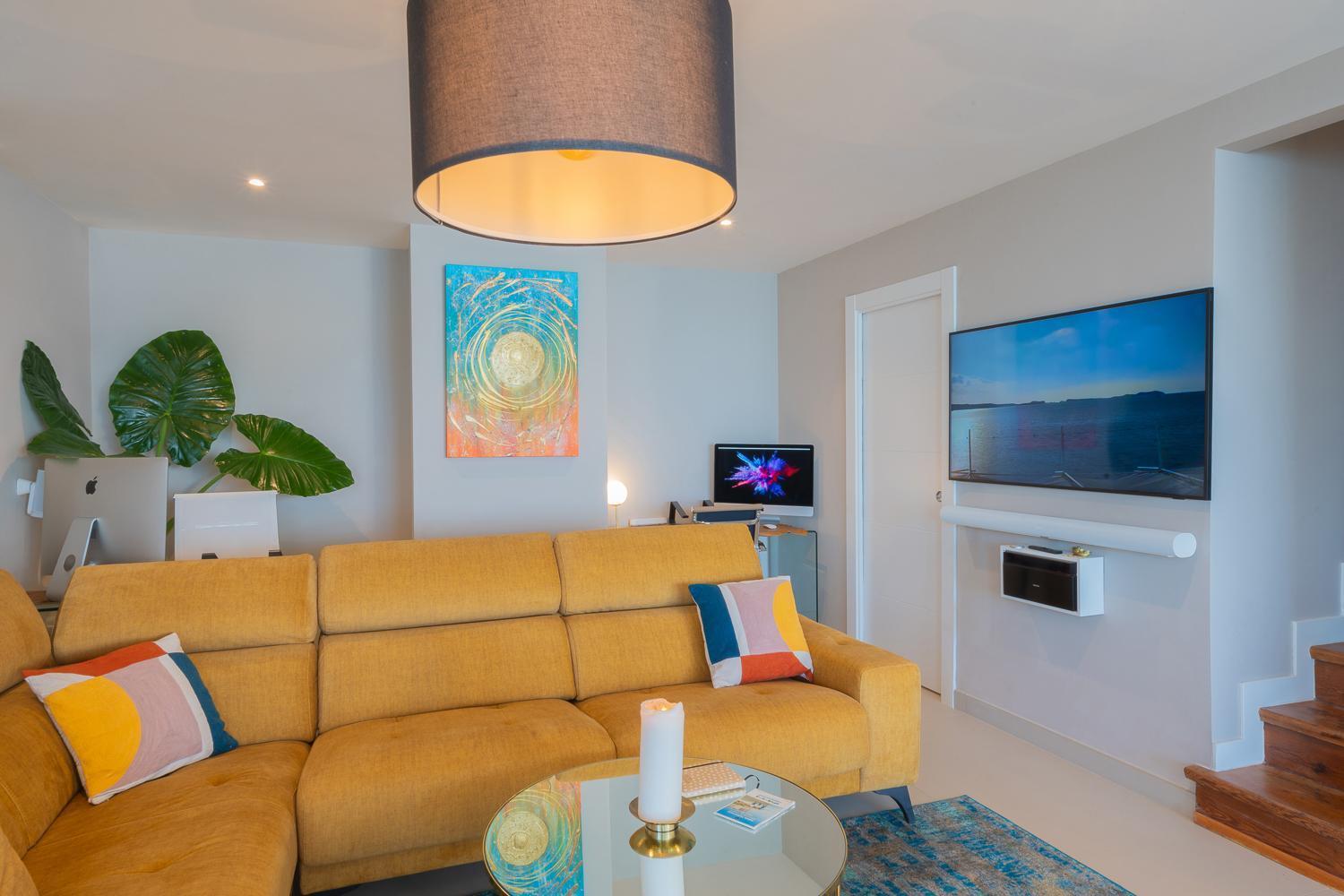 Private 250Sqm Garden Duplex, Jacuzzi, Cinema, Sea View Escape Apartment Torremolinos Exterior photo