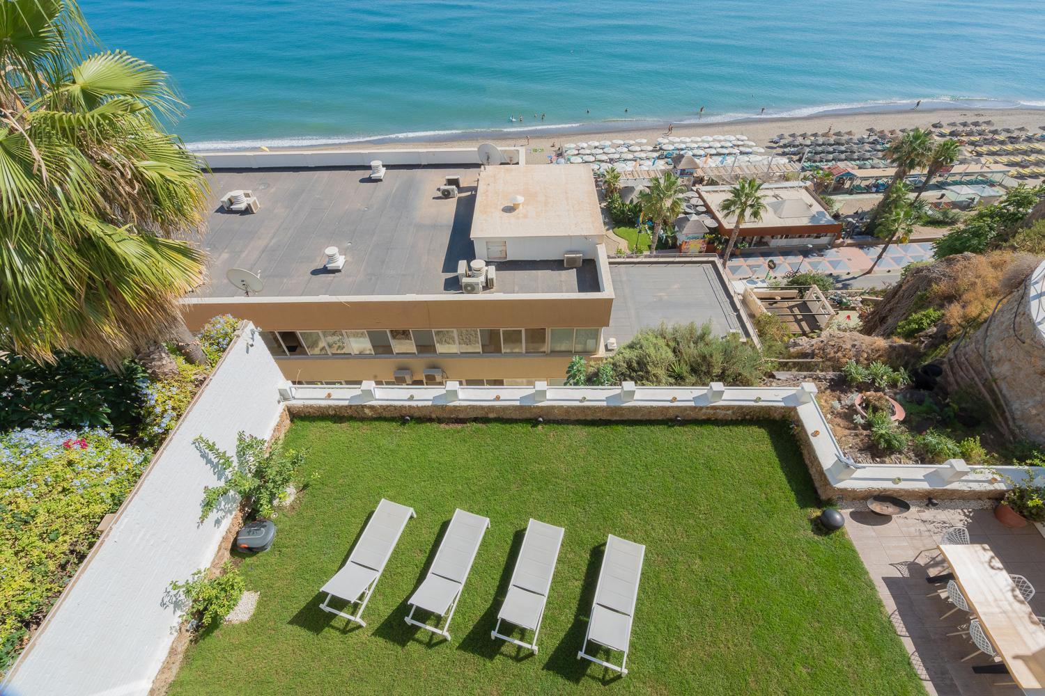 Private 250Sqm Garden Duplex, Jacuzzi, Cinema, Sea View Escape Apartment Torremolinos Exterior photo
